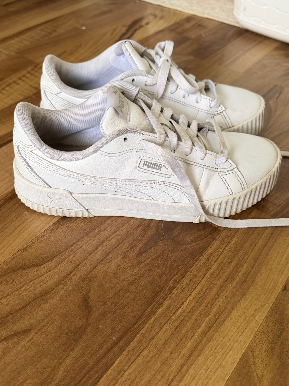 Puma Women's Off-White Leather Low-Top Sneakers
